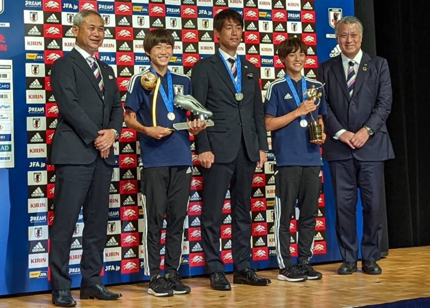 U-20女子W杯で準優勝のU-20日本女子代表が帰国会見。MVPの浜野まいか「この1カ月は本当に楽しかった」