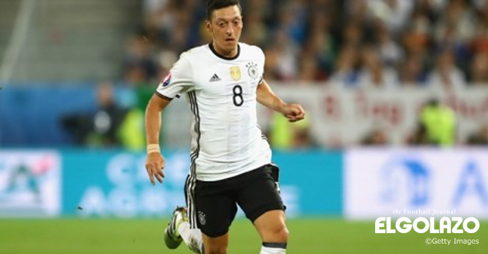 エジル、ファン投票でドイツ代表のユーロ最優秀選手に選出