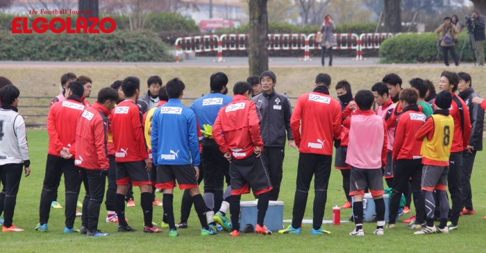 熊本、2016シーズンの全体練習を打ち上げ。清川浩行監督は「厳しい中で皆がよくやってくれたなとしみじみ思います」